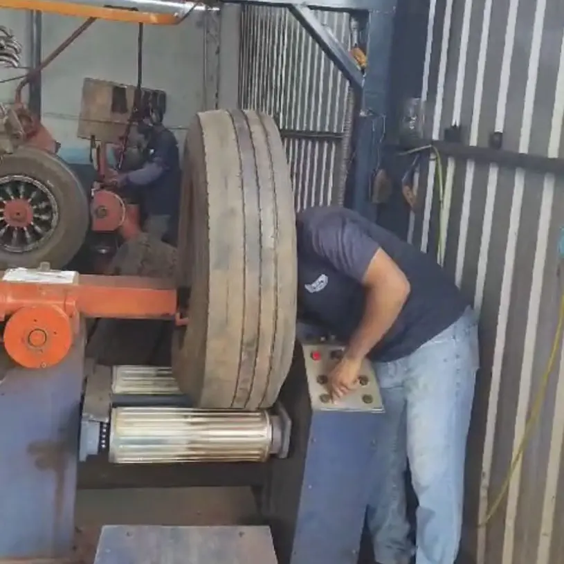 Máquina de Recapagem